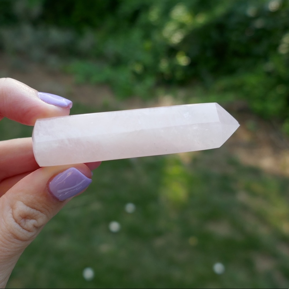 Rose quartz wand